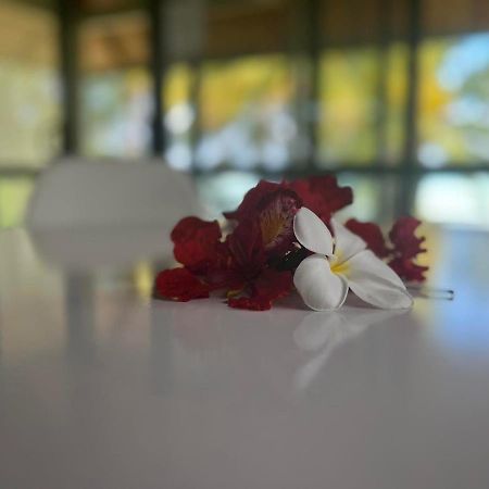 Paparei Beachfront Bungalows, Aitutaki Арутанга Екстериор снимка