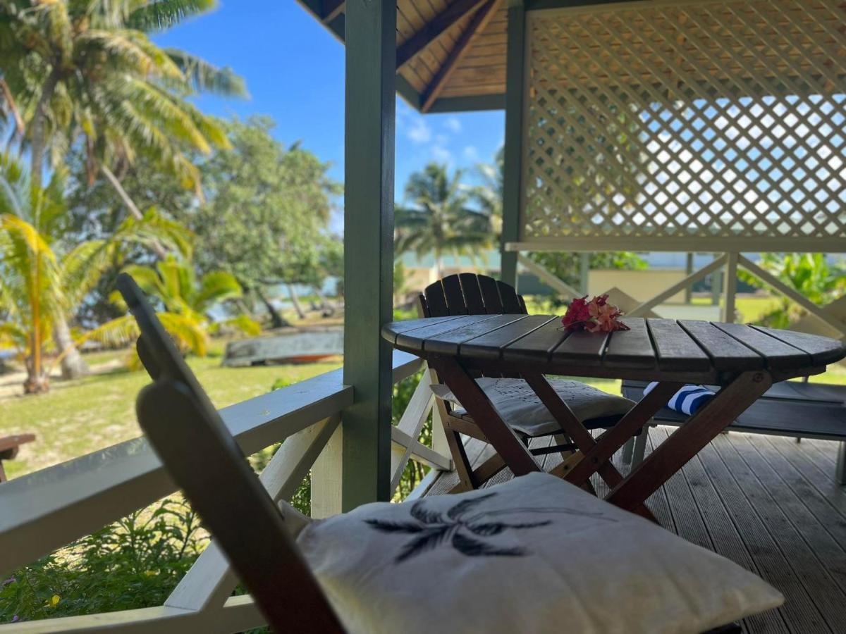 Paparei Beachfront Bungalows, Aitutaki Арутанга Екстериор снимка