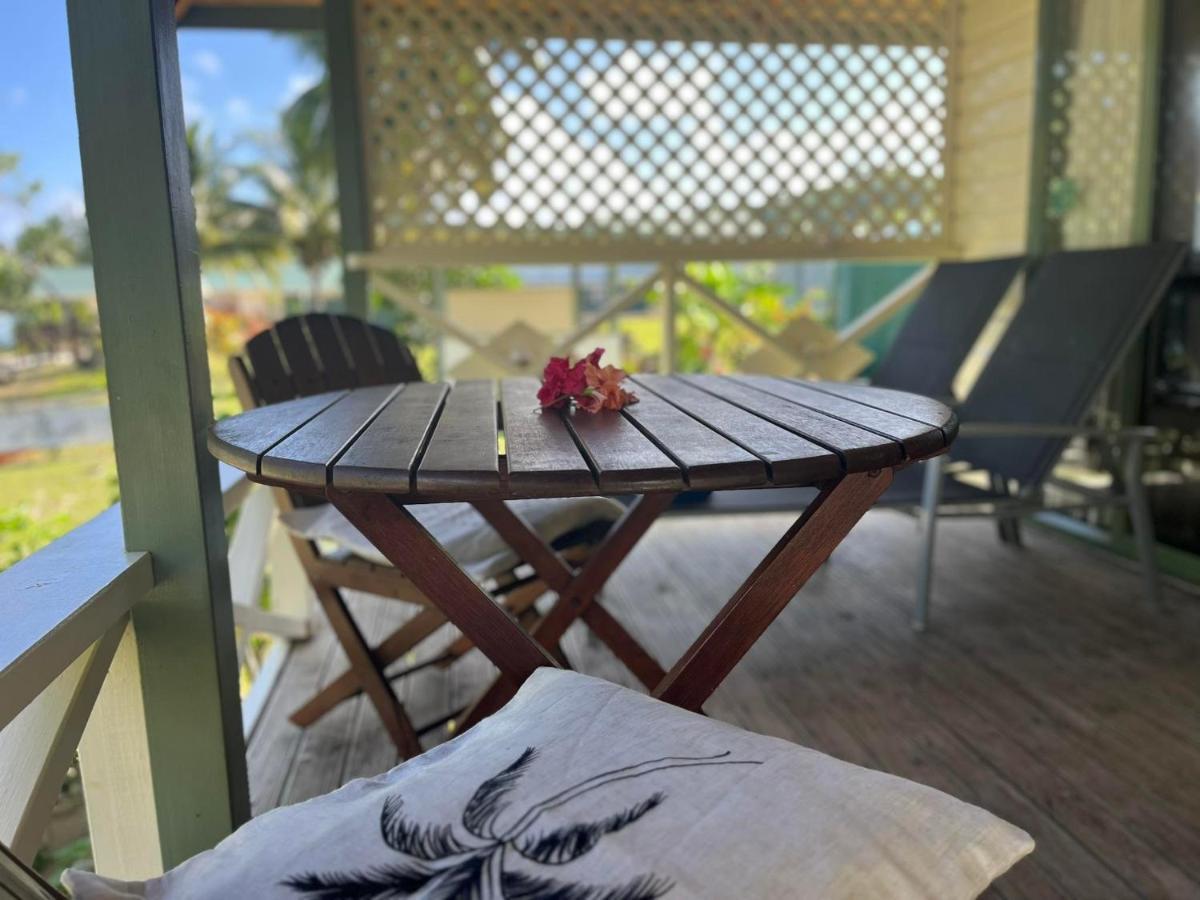 Paparei Beachfront Bungalows, Aitutaki Арутанга Екстериор снимка